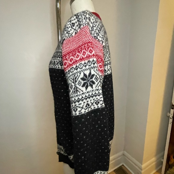 SOLD VTG Alps Fine Women’s Apparel, 100% Wool Button Front Sweater, circa 1990 - Picture 4 of 7